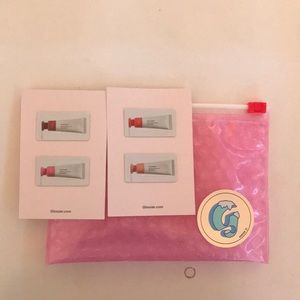 Glossier sample and bag set.